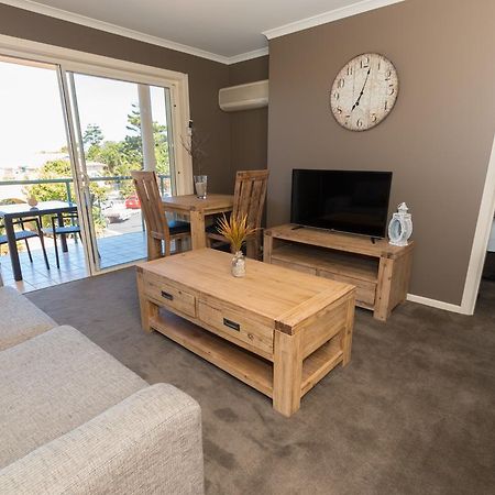 Beach Haven Executive Apartments Korora Εξωτερικό φωτογραφία