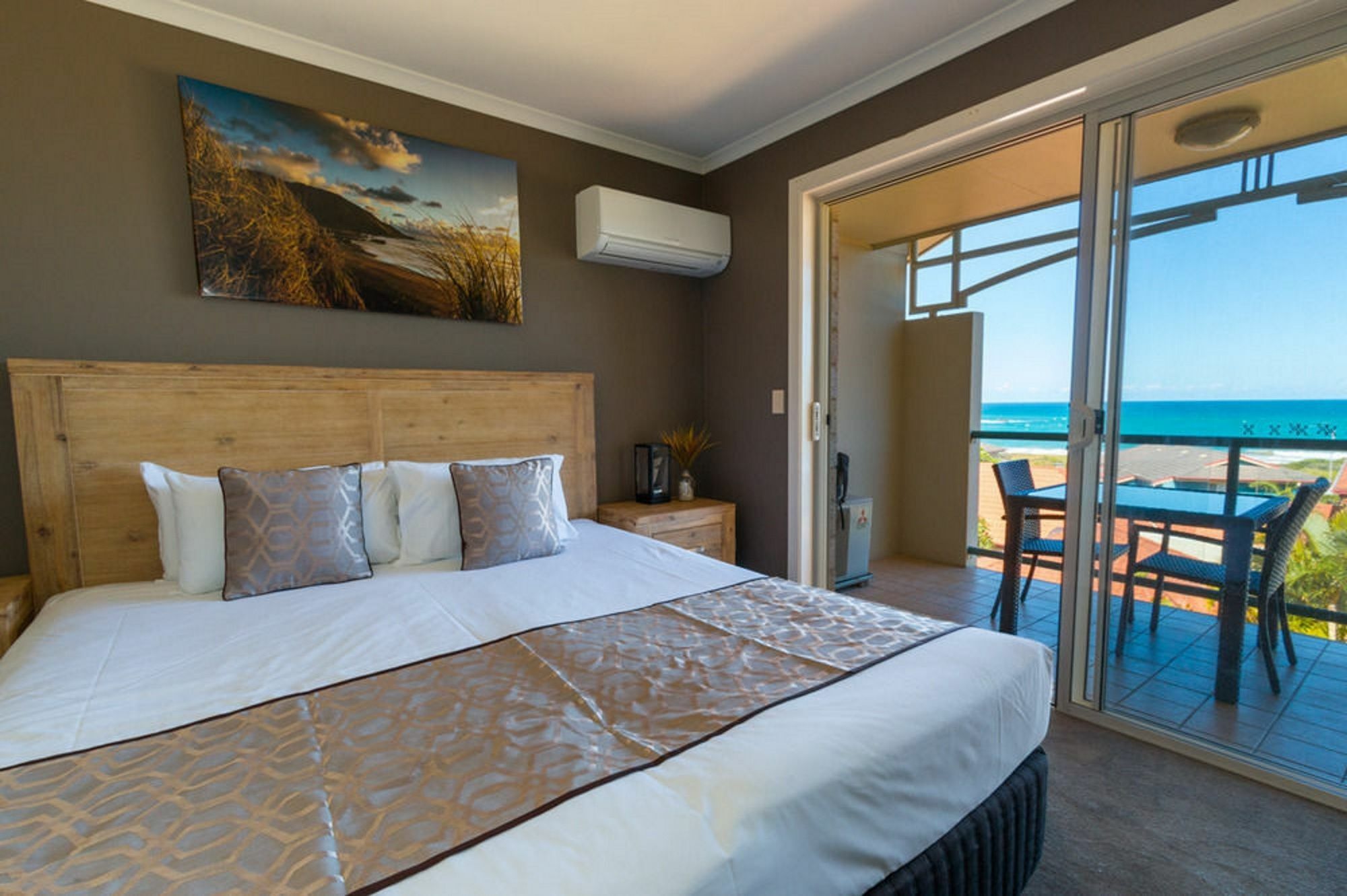 Beach Haven Executive Apartments Korora Εξωτερικό φωτογραφία